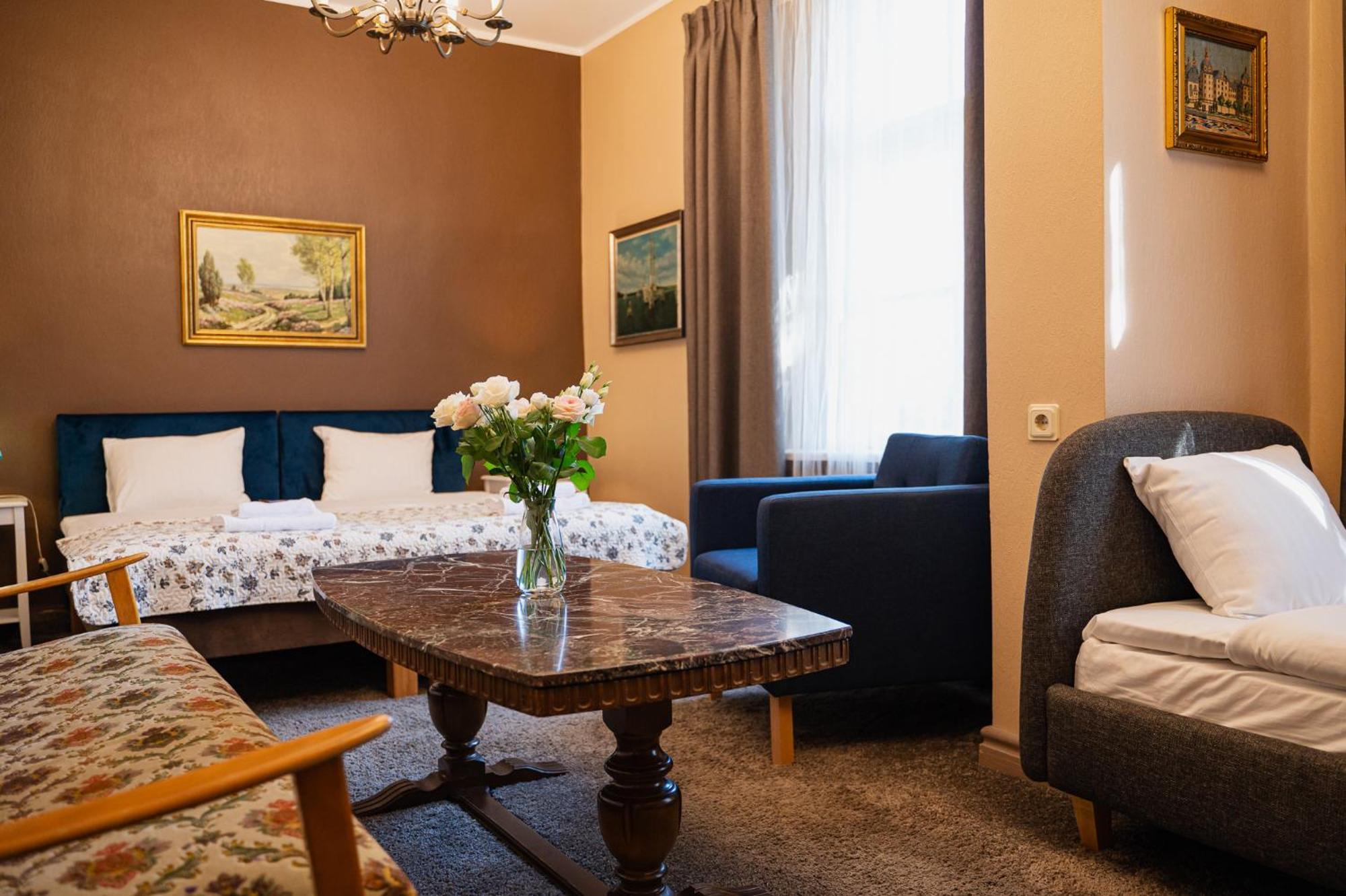 Boutique Hotel Virkas Muiza Kuldiga Ruang foto