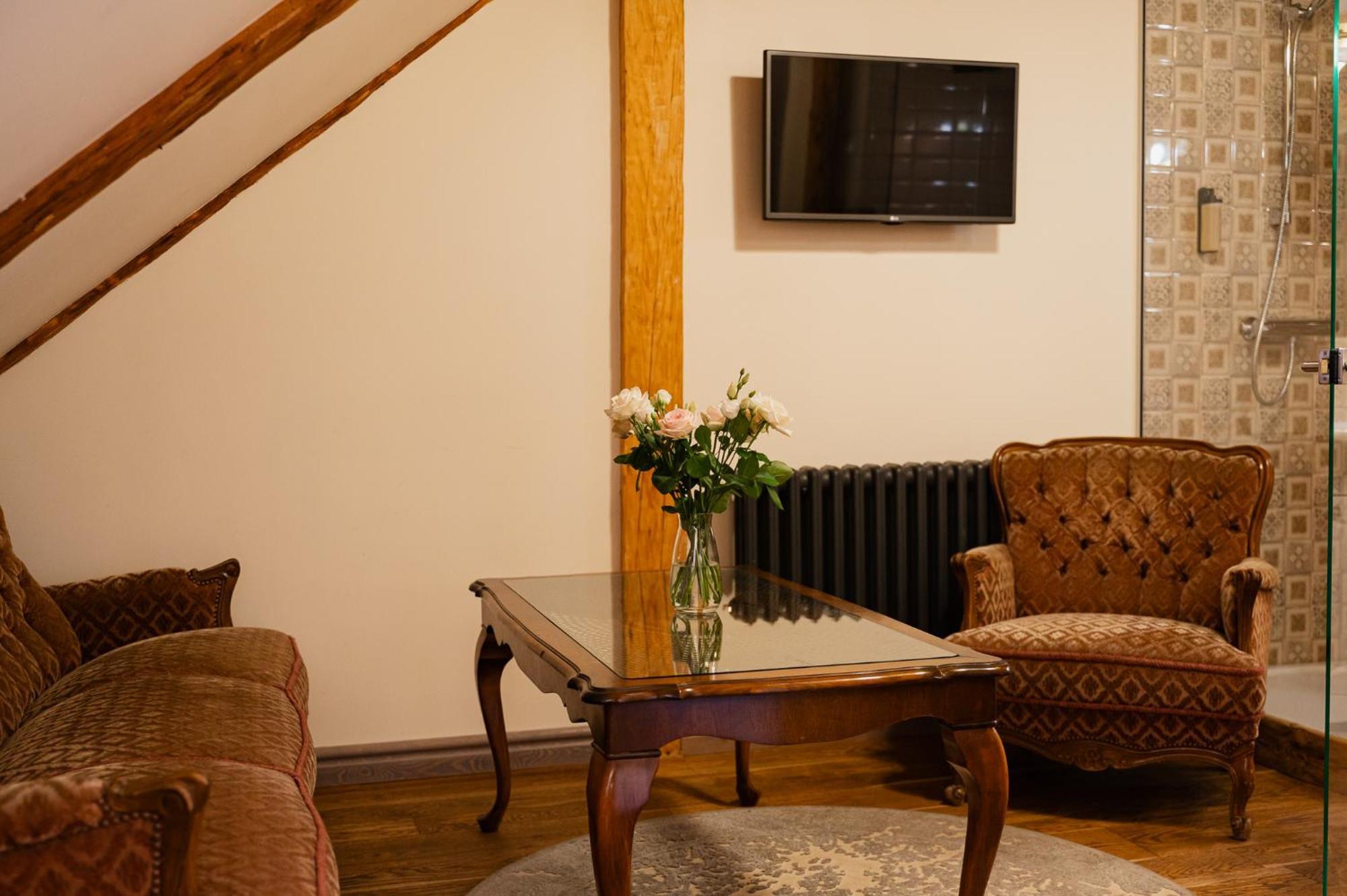 Boutique Hotel Virkas Muiza Kuldiga Ruang foto
