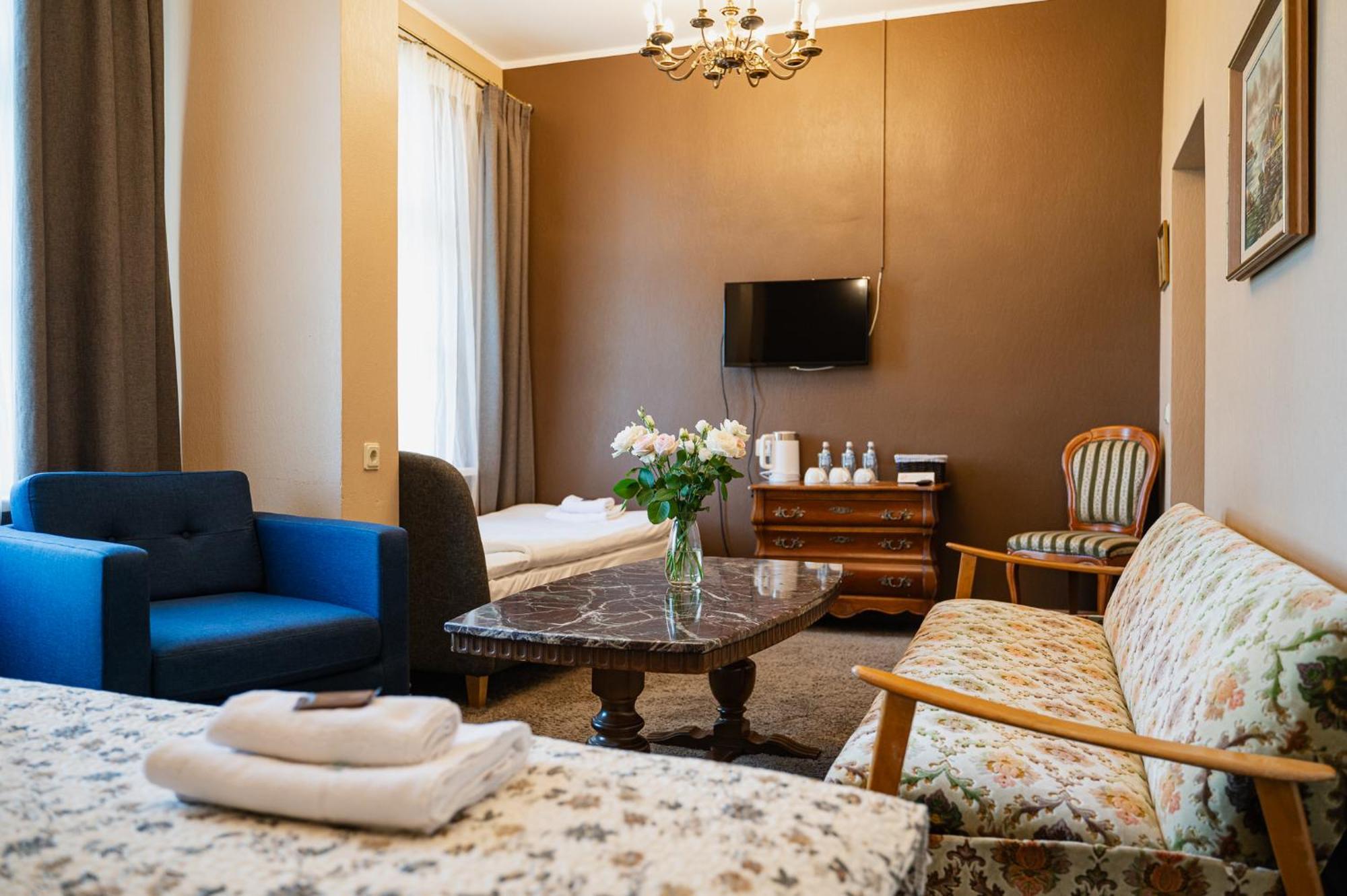 Boutique Hotel Virkas Muiza Kuldiga Ruang foto