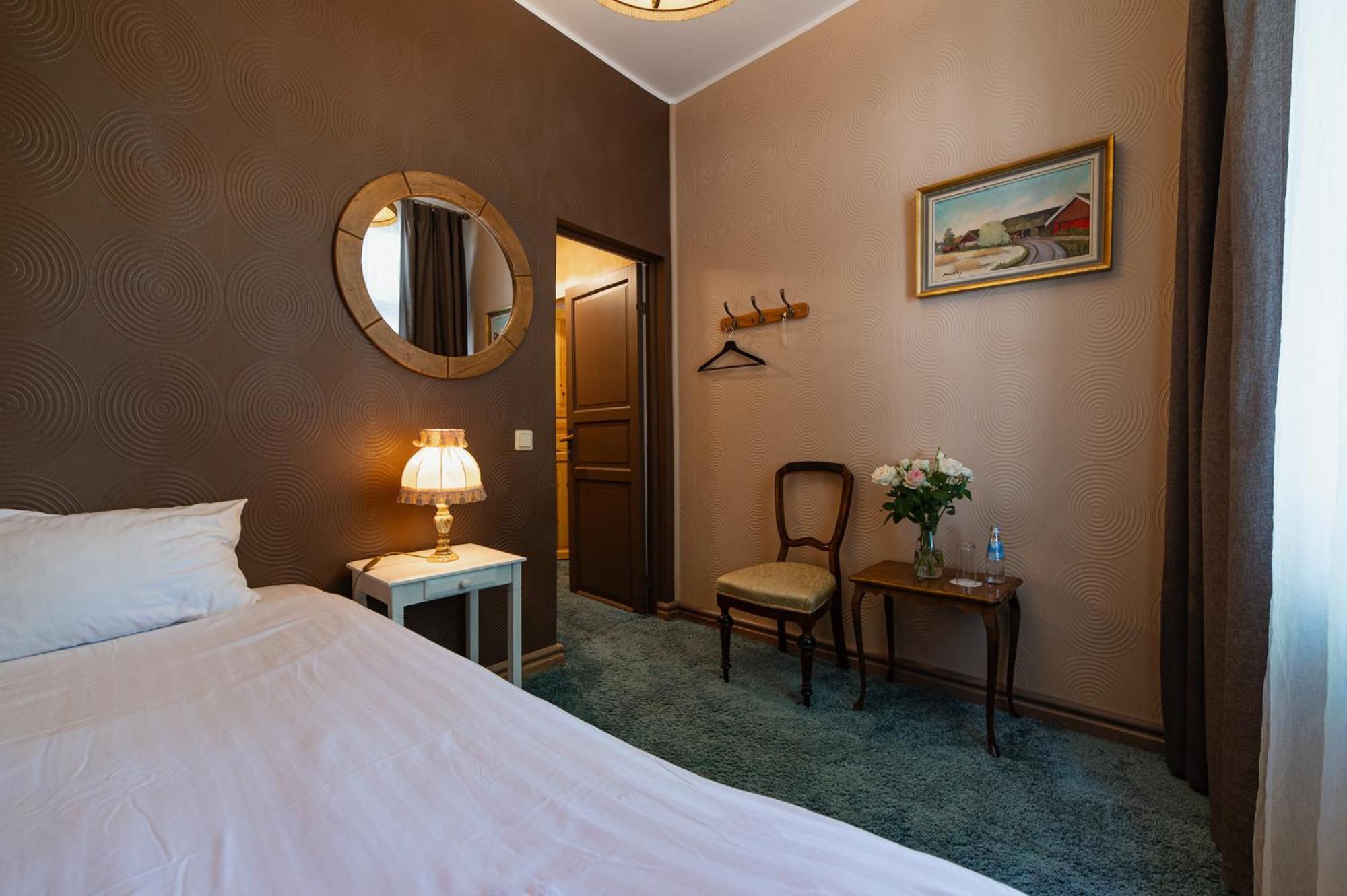 Boutique Hotel Virkas Muiza Kuldiga Bagian luar foto