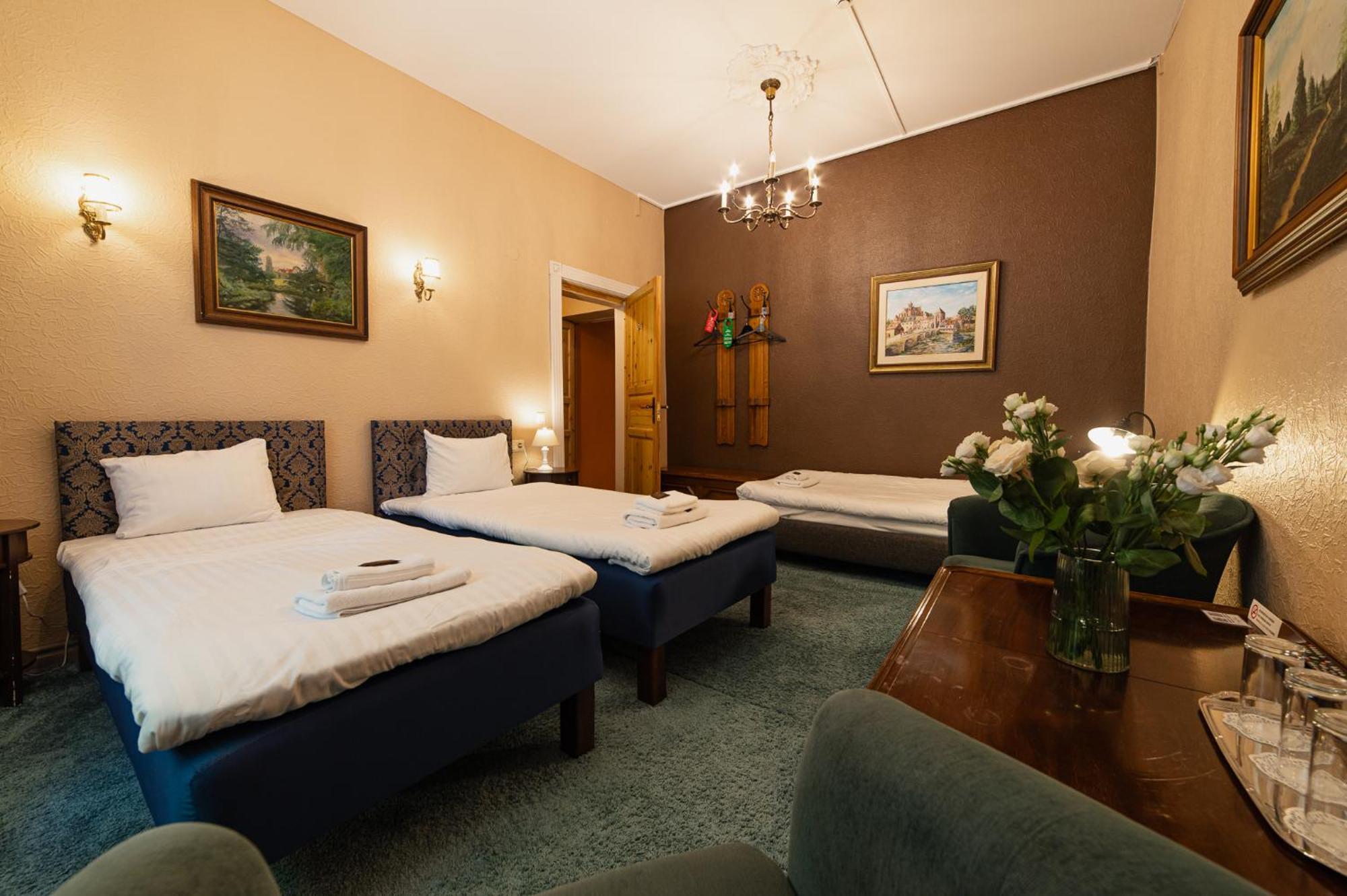 Boutique Hotel Virkas Muiza Kuldiga Bagian luar foto